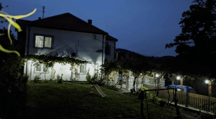proprietar Euro , recompensa, casa, Casă din Serbia