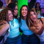 Roommates (Netflix) 8